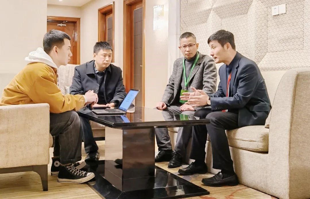亮相2022中国医疗机器人产业创新大会4